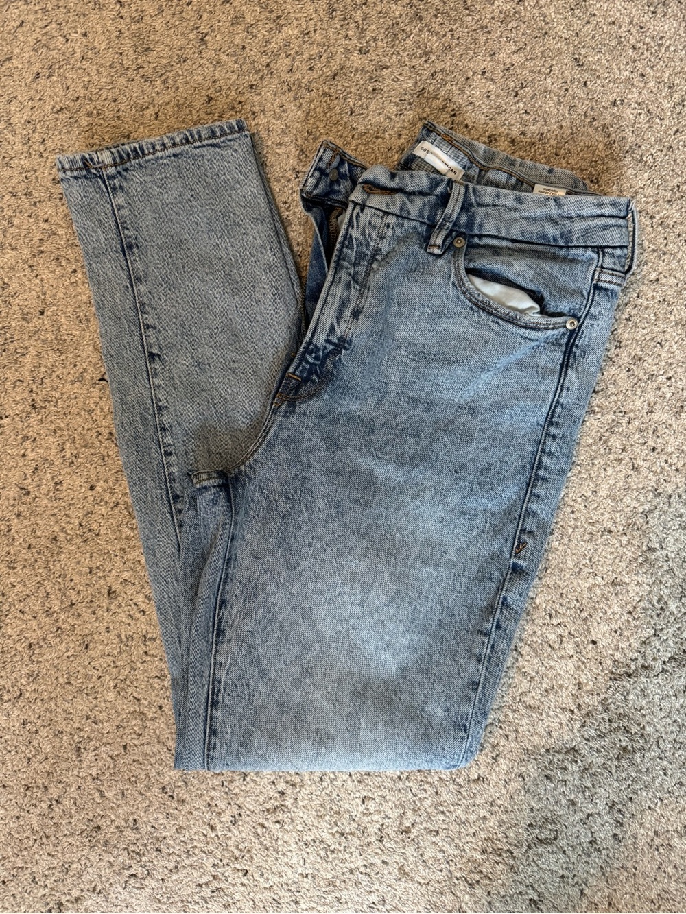 Good American Light Blue Straight-Leg Jeans